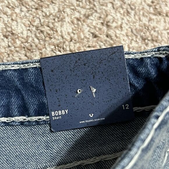 True Religion Bobby Super T Denim Shorts Cut Off Raw Hem Women’s Size 12 - NWT - Picture 5 of 12